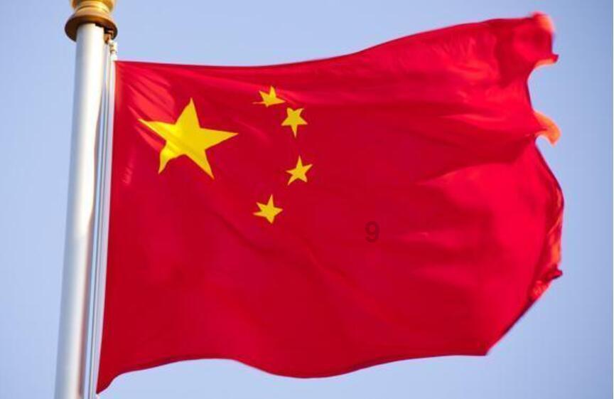 为什么有的女人结婚后有老公上交工资，有公婆给钱，娘家父母也给钱。为啥有的女人这么幸福？